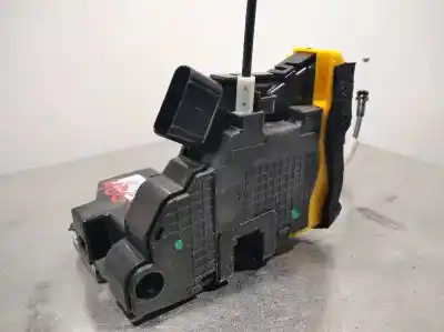 Second-hand car spare part front right door lock for kia cee´d drive oem iam references 81320a2310  