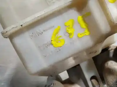 Pezzo di ricambio per auto di seconda mano pompa freni per land rover range rover (lm) 3.6 td v8 riferimenti oem iam 74471269  2 salidas