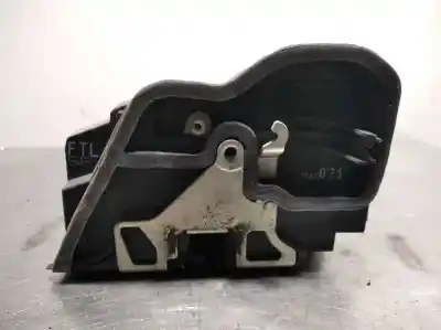 Second-hand car spare part left front door lock for bmw x3 (e83) 2.0d oem iam references 7167071  