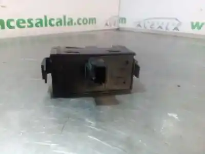 Piesă de schimb auto la mâna a doua avertizare pentru dacia sandero laureate referințe oem iam 252905668rb  