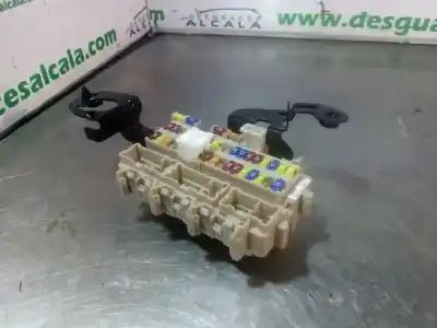 Peça sobressalente para automóvel em segunda mão caixa de fusíveis e relés por renault kadjar experience referências oem iam 8901r7g08