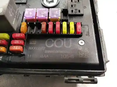 Second-hand car spare part fuse box unit for opel zafira tourer selective oem iam references 39065972  