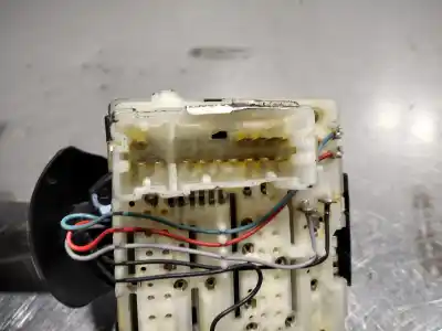 Pezzo di ricambio per auto di seconda mano comando pulito per renault captur luxe riferimenti oem iam 8201168016  