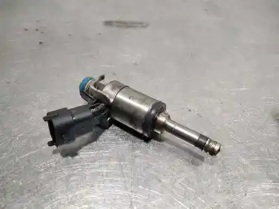 Piesă de schimb auto la mâna a doua injector pentru kia sportage drive 4x2 referințe oem iam 0261500100