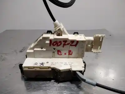 Peça sobressalente para automóvel em segunda mão fechadura da porta dianteira direita por citroen c4 berlina vtr plus referências oem iam 