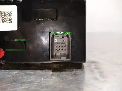 Second-hand car spare part multifunction display for opel meriva b enjoy oem iam references 13338335  