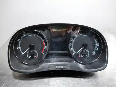 Second-hand car spare part dashboard for skoda fabia ambition oem iam references 6v0920740d