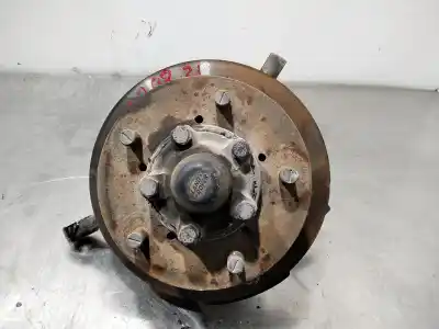 Pièce détachée automobile d'occasion moyeu de roue avant droite pour land rover defender (ld) td5 110 familiar (90kw) références oem iam   