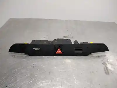 Pezzo di ricambio per auto di seconda mano INTERRUTTORE per HYUNDAI TUCSON  Riferimenti OEM IAM 93700D7100  
