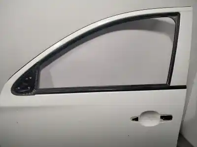 Pièce détachée automobile d'occasion porte avant gauche pour mitsubishi l 200 basis doppelkabine 4wd références oem iam 5700b793  