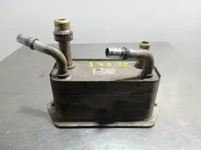 Pièce détachée automobile d'occasion refroidisseur radiateur d'huile du moteur pour voiture pour land rover range rover (lm) tdv8 hse références oem iam ubc500120  