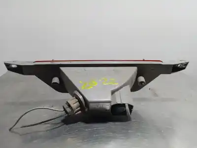 Peça sobressalente para automóvel em segunda mão farolim de travão central por renault koleos dynamique referências oem iam 26590jy00a  