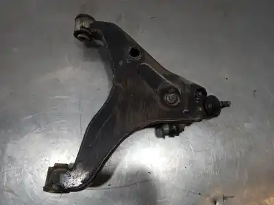 Автозапчастина б/у передній прав верхні рычаг підвіски для mitsubishi l 200 2.5 tdi ka0t (2012-2018) l 200 2.5 tdi ka0t (2012-2018) посилання на oem iam 4013a330  