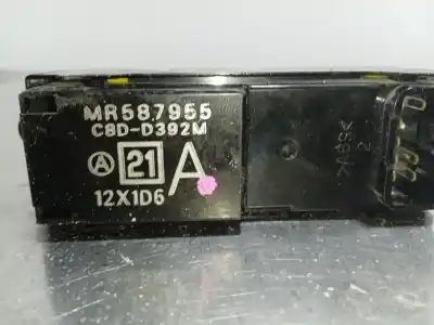 Автозапчастина б/у передній правий віконний вимикач для mitsubishi l 200 2.5 tdi ka0t (2012-2018) l 200 2.5 tdi ka0t (2012-2018) посилання на oem iam mr587955  