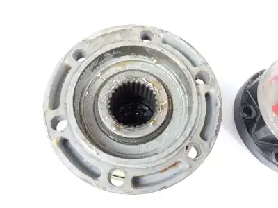 Second-hand car spare part hub assy-free running for nissan terrano/terrano.ii (r20) comfort oem iam references 402607f000  2 unidades