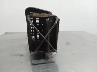 Piesă de schimb auto la mâna a doua grila aer pentru nissan terrano/terrano.ii (r20) comfort referințe oem iam 687610f000  