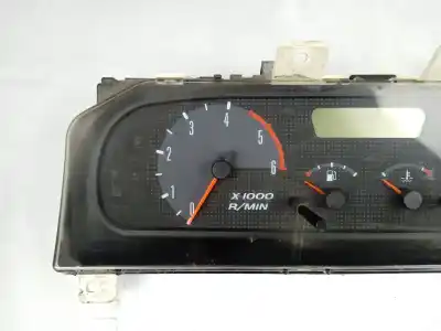 Pezzo di ricambio per auto di seconda mano pannello degli strumenti per nissan terrano/terrano.ii (r20) 2.7 turbodiesel riferimenti oem iam 250102f000  2x8145443296