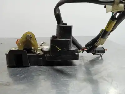 Автозапчастина б/у замок передніх дверей лівий для mg mg zr 115 d посилання на oem iam   