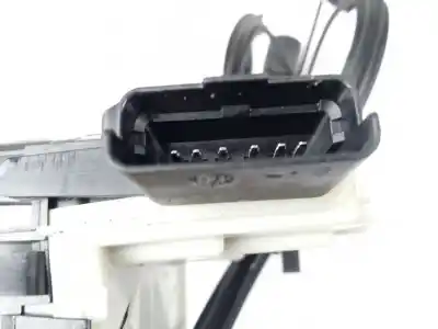 Second-hand car spare part left side sliding lock for opel combo life * oem iam references 243587  4019m2254j1