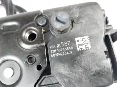 Second-hand car spare part left side sliding lock for opel combo life * oem iam references 243587  4019m2254j1