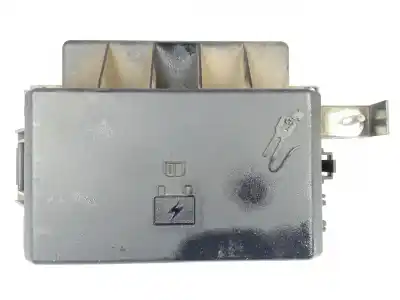 Second-hand car spare part fuse box unit for chrysler 300 c 3.0 crd cat oem iam references p04692233ac  