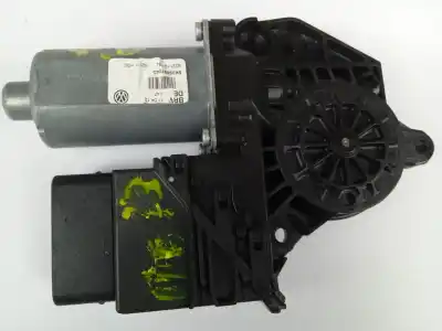 Pièce détachée automobile d'occasion moteur lève vitre arrière droite pour volkswagen golf vi (5k1) gtd références oem iam 5k0959704d