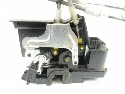 Second-hand car spare part rear right door lock for ssangyong actyon 200 xdi oem iam references 7132009005  