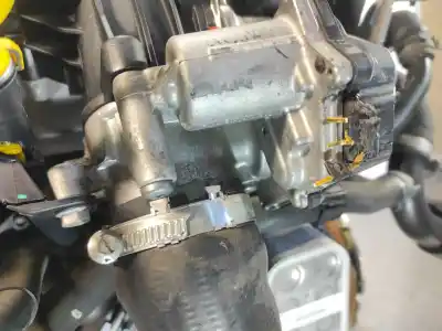 Pièce détachée automobile d'occasion moteur complet pour volkswagen touran (1t1) advance références oem iam cfhc  diesel