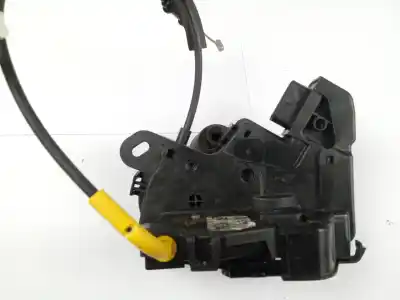 Peça sobressalente para automóvel em segunda mão fechadura da porta traseira esquerda por citroen c4 berlina shine referências oem iam 9832797580