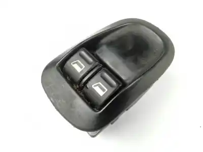 Tweedehands auto-onderdeel Linker Voorruit Schakelaar voor PEUGEOT 206 BERLINA 1.4 OEM IAM-referenties   