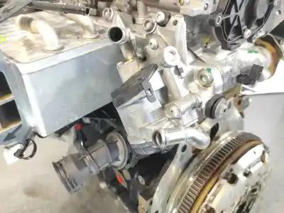 Pièce détachée automobile d'occasion moteur complet pour volkswagen tiguan * références oem iam dfg  diesel