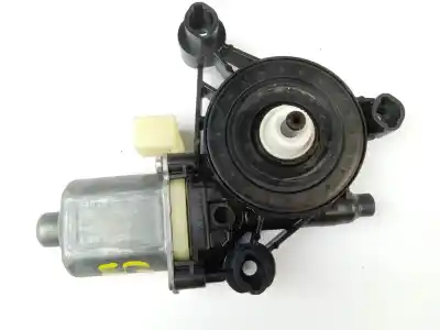 Tweedehands auto-onderdeel LINKER RUIT MOTOR ACHTER voor VOLKSWAGEN TIGUAN  OEM IAM-referenties 5Q0959801A 0130822715 