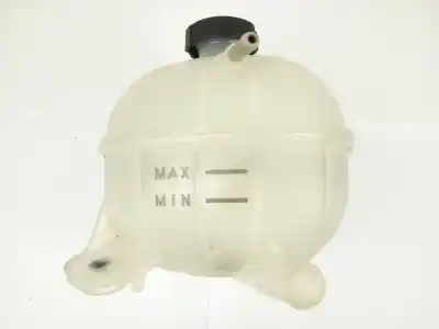 Second-hand car spare part Coolant Expansion Tank for HYUNDAI TUCSON Klass 2WD OEM IAM references 25430D3700  