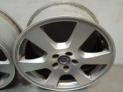 Pièce détachée automobile d'occasion jeu de jantes pour volvo xc60 i suv (156) d3 / d4 références oem iam 30671480 17 pulgadas 