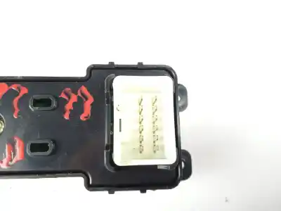 Автозапчасти б/у управление задними правыми стеклами за hyundai tucson (tl, tle) 1.7 crdi ссылки oem iam 93580d3131  
