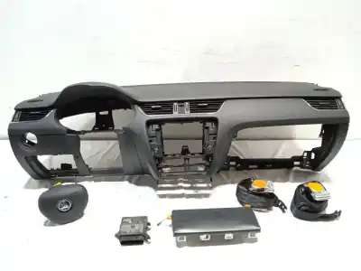 Recambio de automóvil de segunda mano de kit airbag para skoda octavia combi (5e5) 1.6 tdi dpf referencias oem iam 6v0880201r