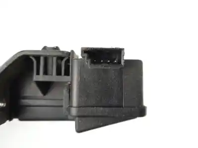 Second-hand car spare part trunk lock for bmw 3 (e46) 318 i oem iam references 8196401  