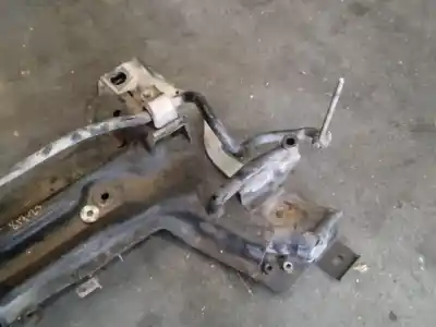 Peça sobressalente para automóvel em segunda mão charrió / suporte de eixo dianteiro por citroen c-elysee (dd_) 1.6 bluehdi 100 referências oem iam 9675536580  