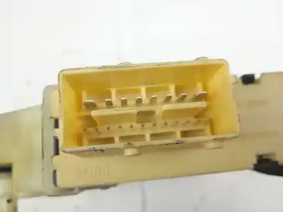 Second-hand car spare part right front window motor for citroen c4 i (lc_) 1.6 hdi oem iam references 9647441380   Second-hand car spare part right front window motor for citroen c4 i (lc_) 1.6 hdi oem iam references 9647441380