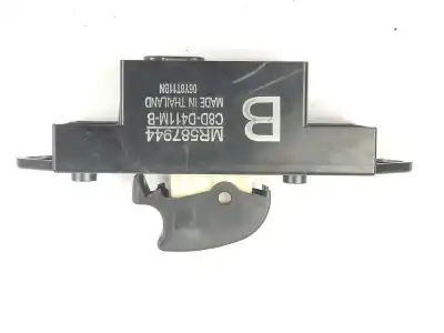 Автозапчастина б/у передній правий віконний вимикач для mitsubishi asx (ga_w_) 1.6 mivec (ga1w) посилання на oem iam mr587944  