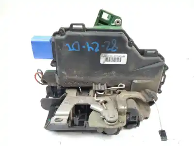 Pièce détachée automobile d'occasion SERRURE DE PORTE AVANT GAUCHE pour VOLKSWAGEN POLO (9N_, 9A_)  Références OEM IAM 3B1837015AM  