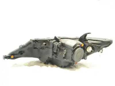 Second-hand car spare part right headlight for toyota auris (_e18_) 1.6 (zre181_, zre185_) oem iam references 8111002e21  