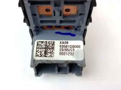 Second-hand car spare part rear left power window switch for hyundai i20 iii (bc3, bi3) 1.6 t-gdi oem iam references 93581q0000  