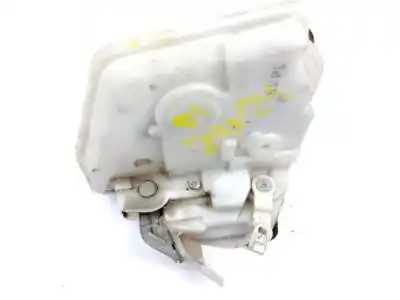 Second-hand car spare part left front door lock for mazda 3 sedán (bl) 1.6 mzr cd (bl12) oem iam references 9d01e0208