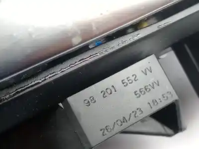 Автозапчасти б/у внутри передней правой ручки за peugeot 208 ii (ub_, up_, uw_, uj_) 1.2 puretech 100 ссылки oem iam 98201552vv  