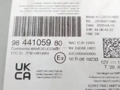 Second-hand car spare part audio system / radio cd for peugeot 208 ii (ub_, up_, uw_, uj_) 1.2 puretech 100 oem iam references 9844105980  