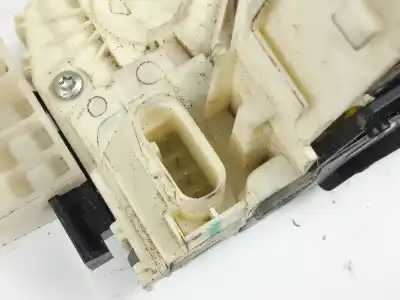 Автозапчастина б/у замок дверей заднього лівого для jeep renegade suv (bu, b1, bv) 1.5 t4 hybrid посилання на oem iam 52139904  