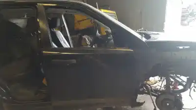 Автозапчасти б/у ДВЕРЬ ПЕРЕДНЯЯ ПРАВАЯ за LAND ROVER FREELANDER (LR2)  ссылки OEM IAM LR005656  