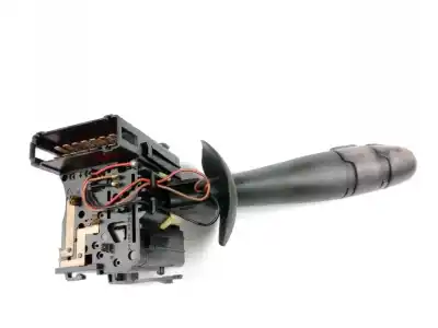Pezzo di ricambio per auto di seconda mano controllo della luce per renault laguna ii (bg0/1_) 1.9 dci (bg08, bg0g) riferimenti oem iam 7701048913  