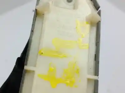 Second-hand car spare part left front power window switch for toyota auris (_e18_) 2.0 d-4d (ade186_) oem iam references 515220  